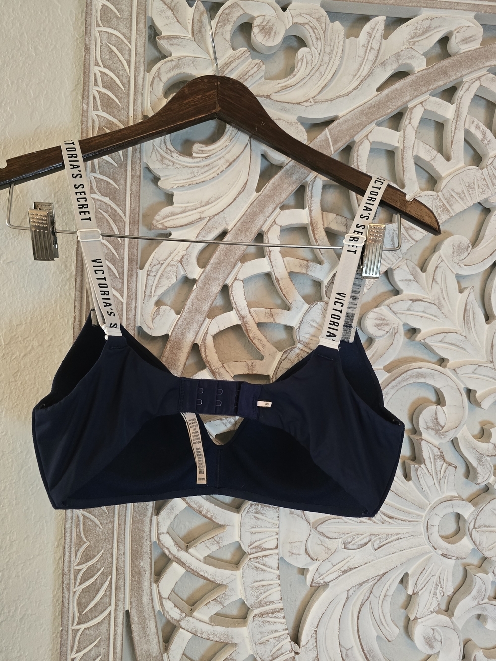 Victoria's Secret Cotton Exploded Logo Lightly Lined Wireless Navy Bra 32D - Picture 4 of 4
